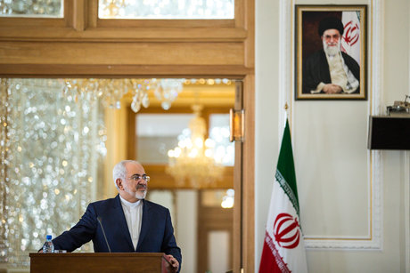 ظریف: دولت آمریکا را مسئول حفظ اموال‌مان می‌دانیم